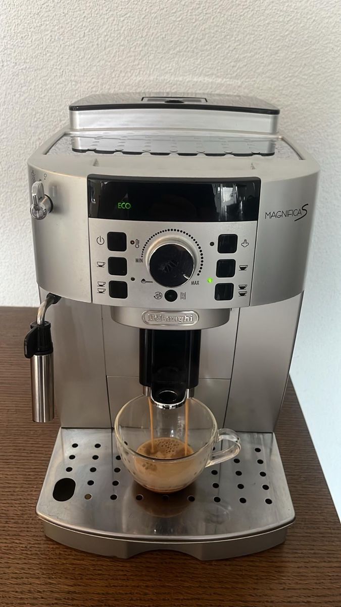 De'Longhi Macchine per caffè & Macchine per espresso: Delonghi Magnifica S – Usato da Root venduto da HHParts