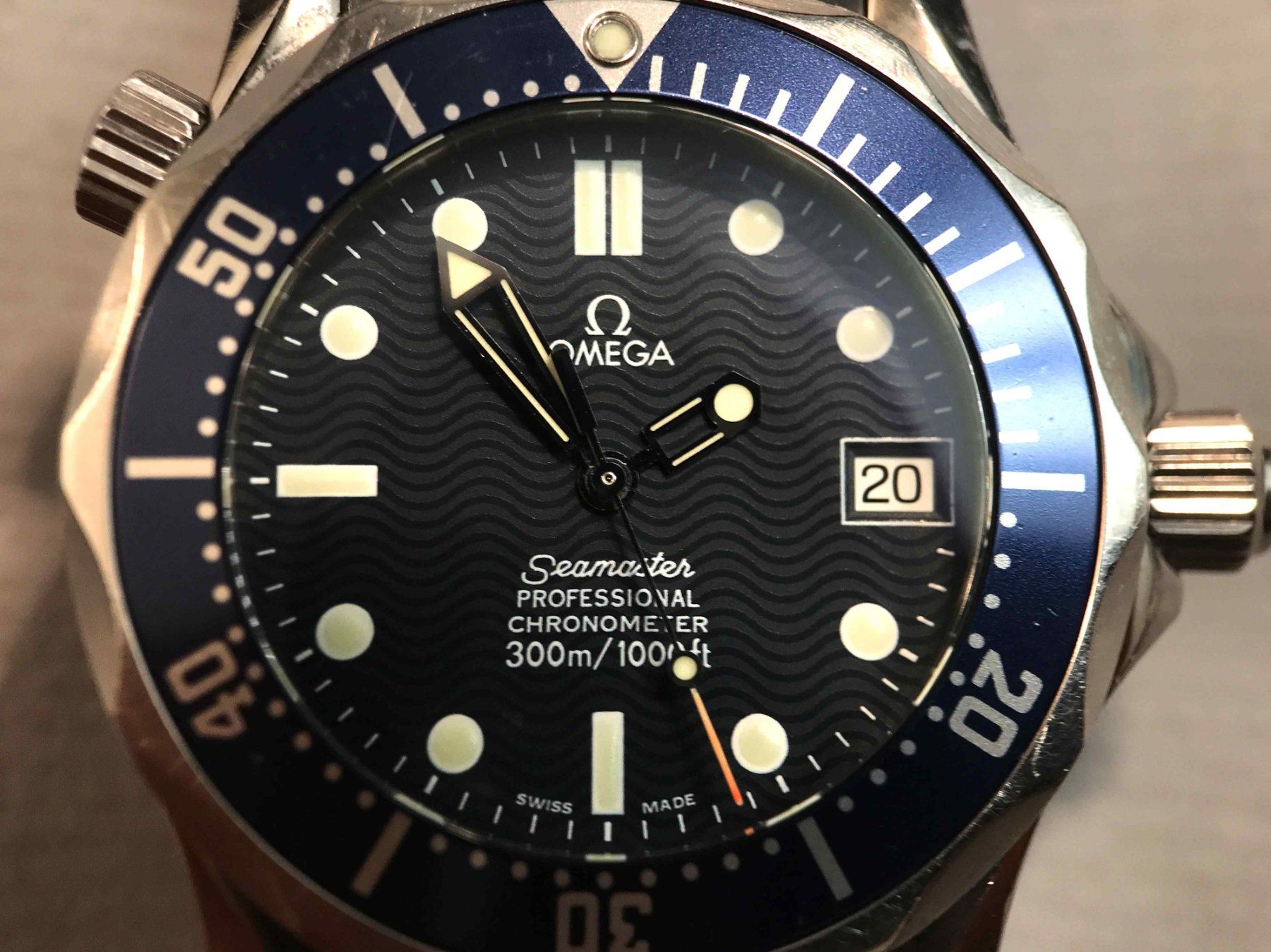 Omega Uhren: OMEGA SEAMASTER PROFESSIONAL 300 TRITIUM DIAL – Gebraucht aus Luzern von  6