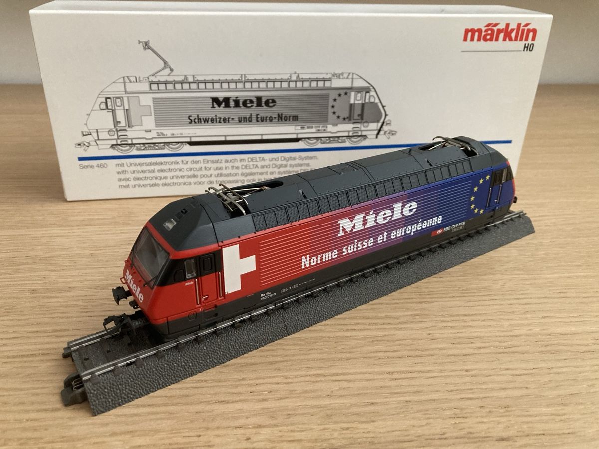 Märklin Trains électriques: Märklin 34611 Re 460 SBB Miele – Neuf avec emballage d'origine à Carabbia par DidierBaccianti 1