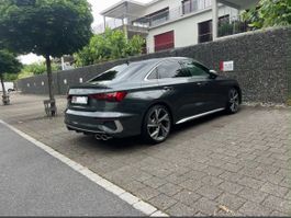 Audi S3 Limousine grau in sehr gutem Zustand