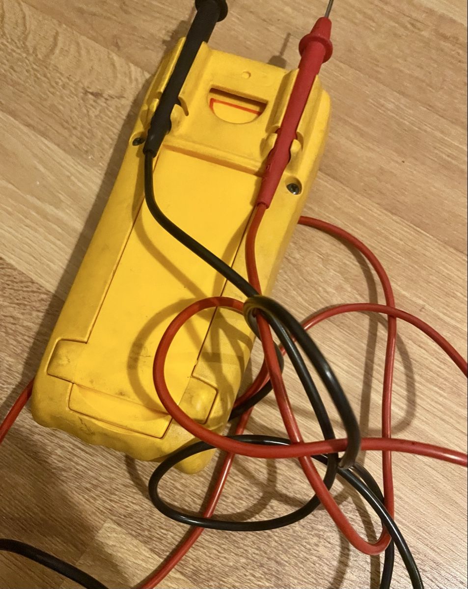 Fluke Messen: Fluke 77 IV Digital-Multimeter – Gebraucht aus Bülach von A_M.persenpre 3