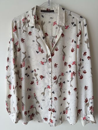 Zara Bluse mit Meerjungfrau-Muster in Weiss Grösse M