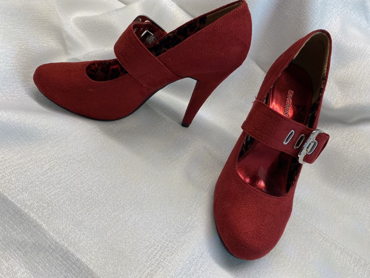 Graceland Chaussures femmes: Rote Mary Jane Pumps Grösse 38 – D'occasion à Hausen AG par corinne_g
