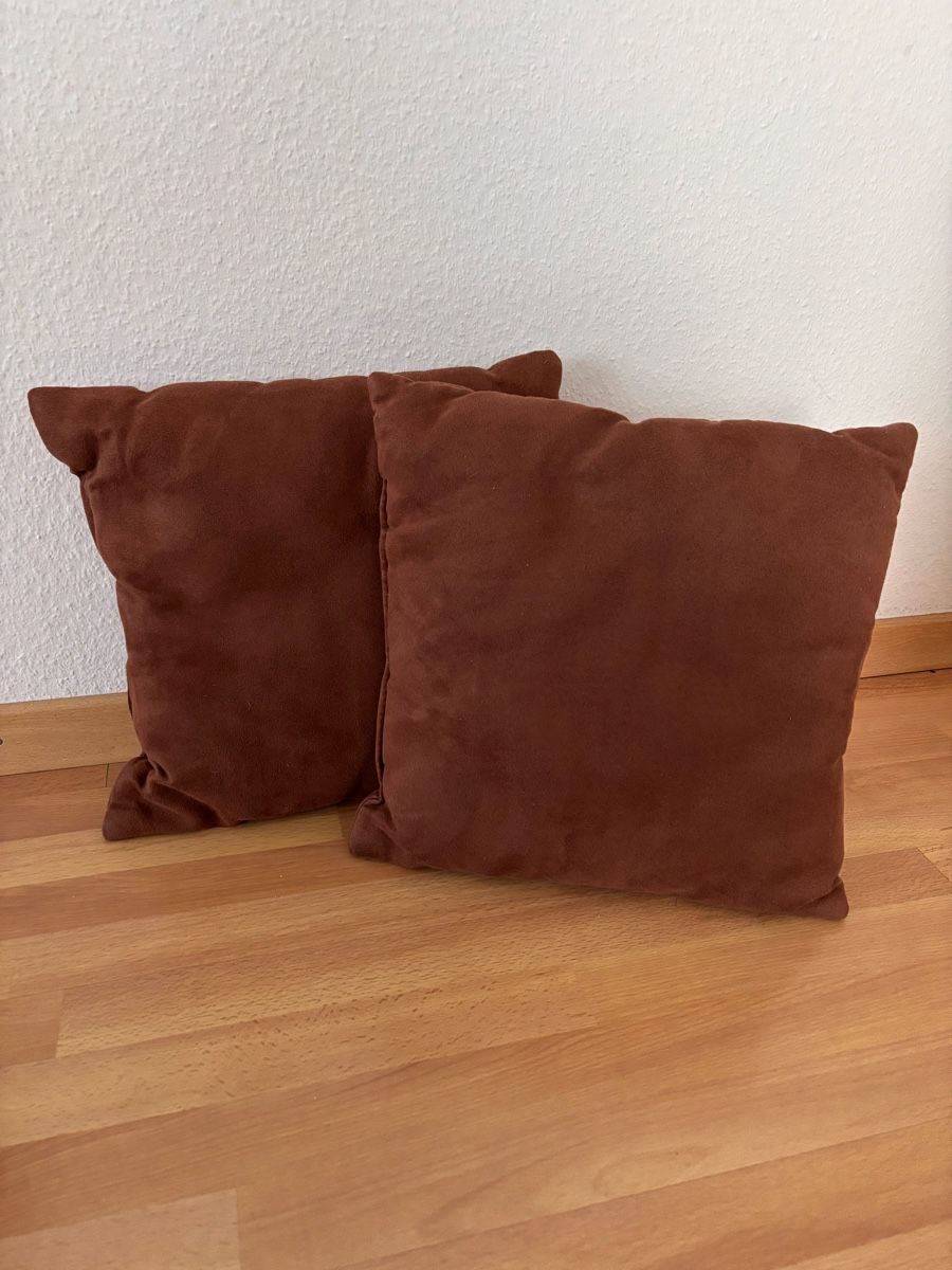 Kissen: KISSEN – Gebraucht aus Arlesheim von MR_M_B