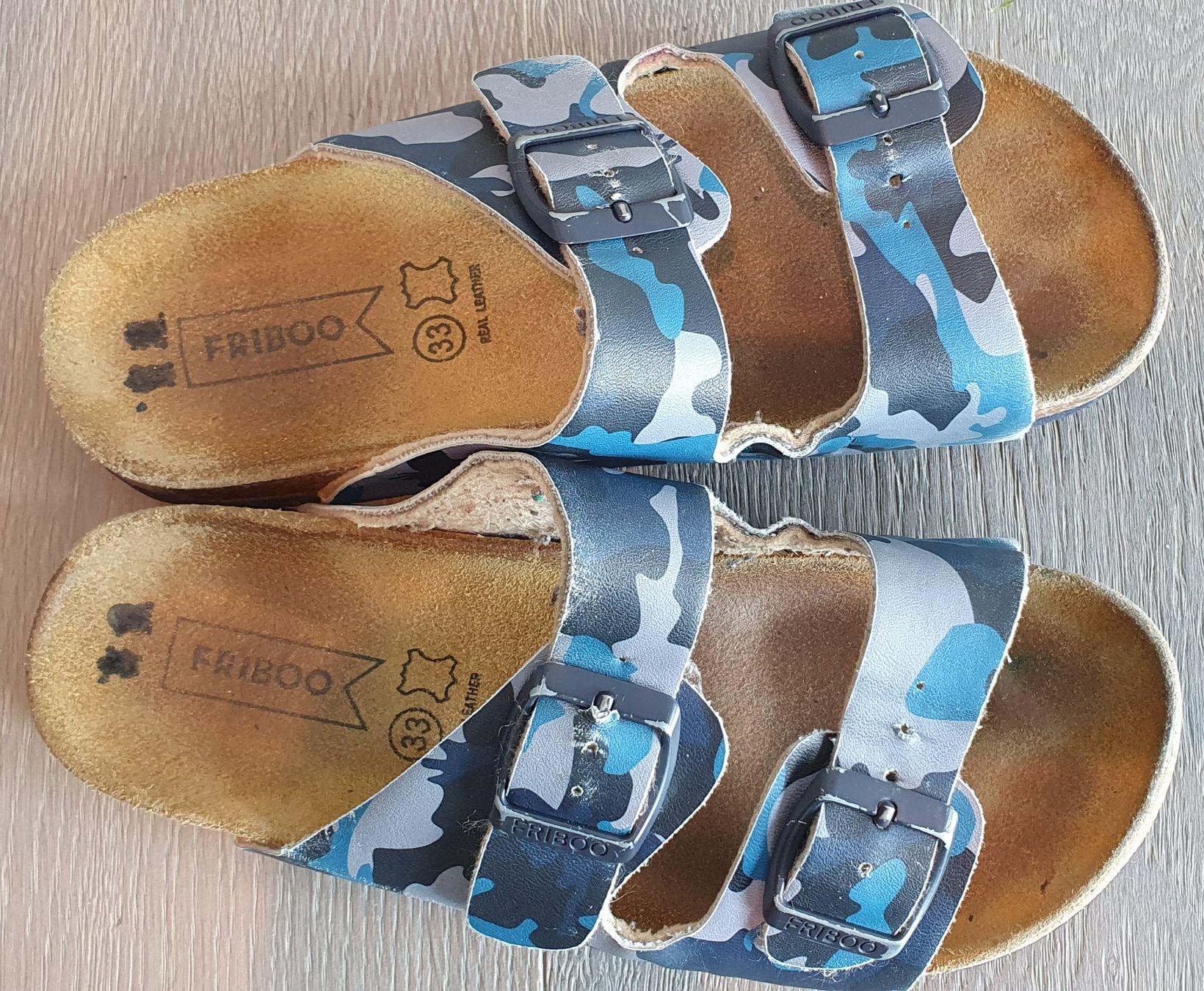 Scarpe per ragazze: Hausschuh von Friboo – Usato da Küsnacht ZH venduto da ch_schweiz
