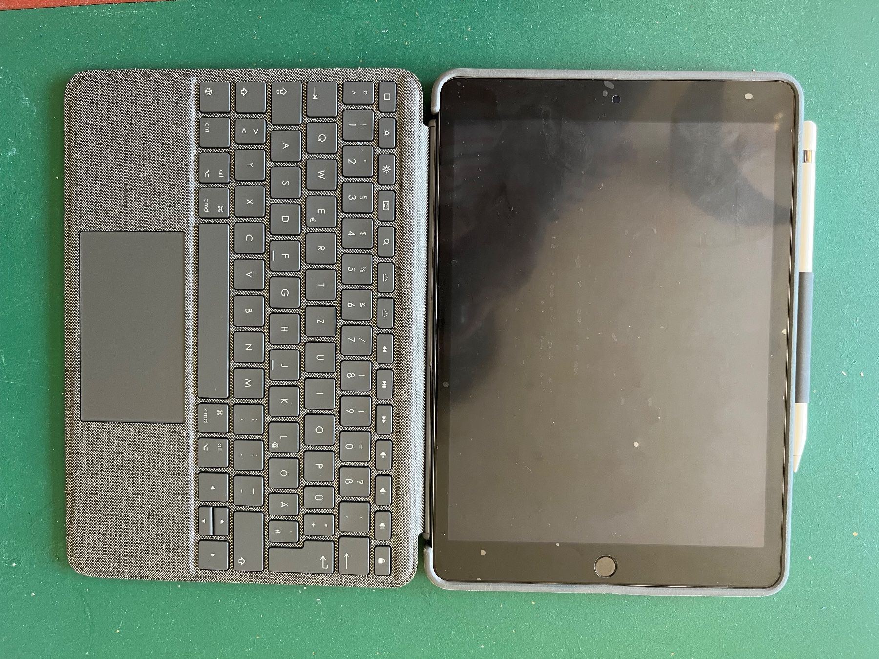 Apple Tablet PC: iPad 9. Gen, Tastatur und Pen – Usato da Turgi venduto da sophiejaefeli 1