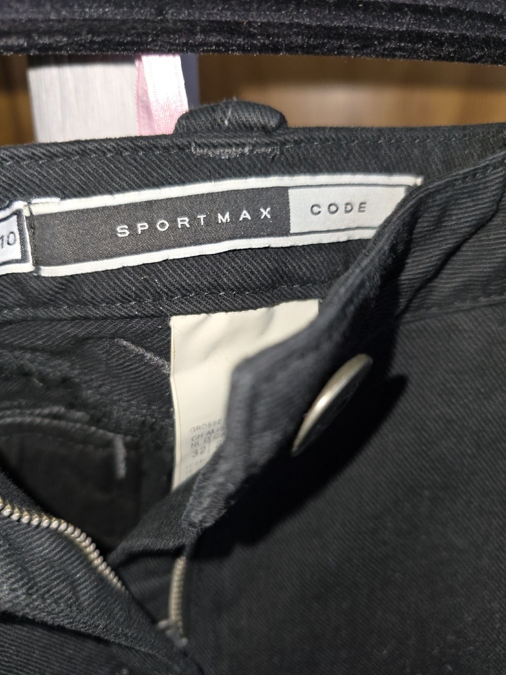 Jeans: Jeans Sport Max Code neri – Usato da calpiogna venduto da dadalter 2