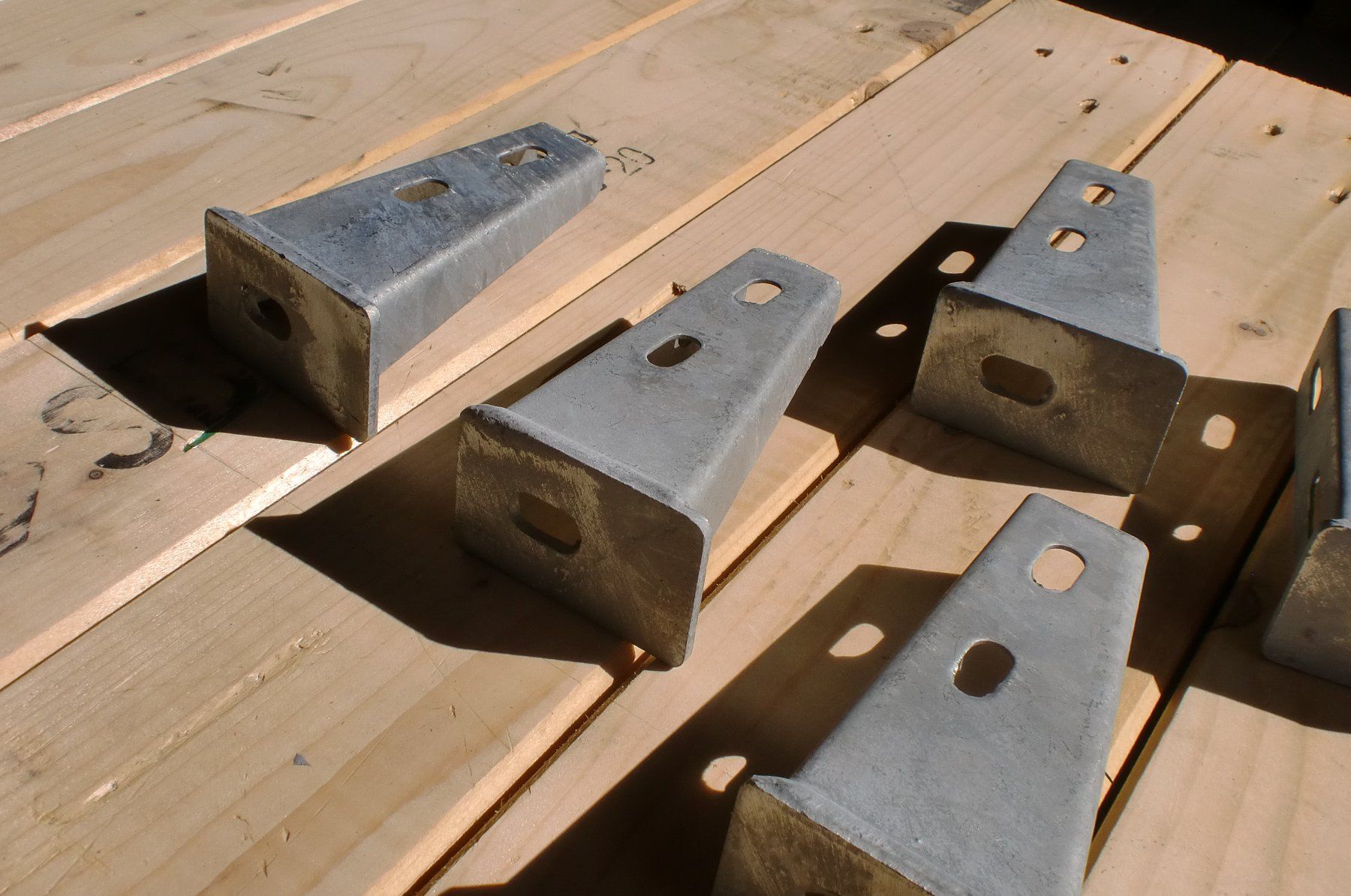 Wandhalterungen: Wandhalterung / Wandkonsolen 12cm. – Gebraucht aus wilen-gottshaus von Stawigo25 2