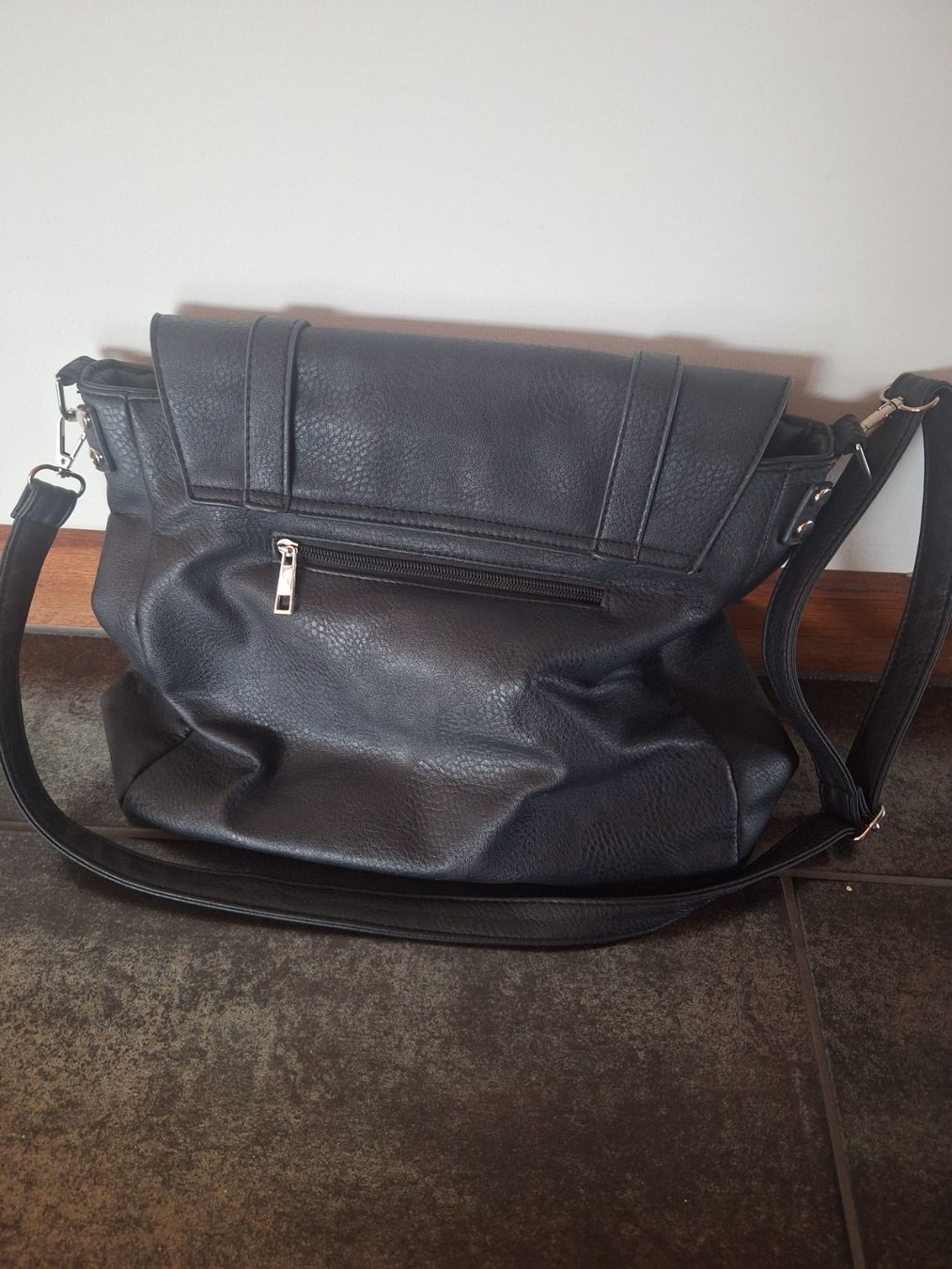 Sacs femmes: Handtasche – D'occasion à Buchs LU par kam_8p5m 1