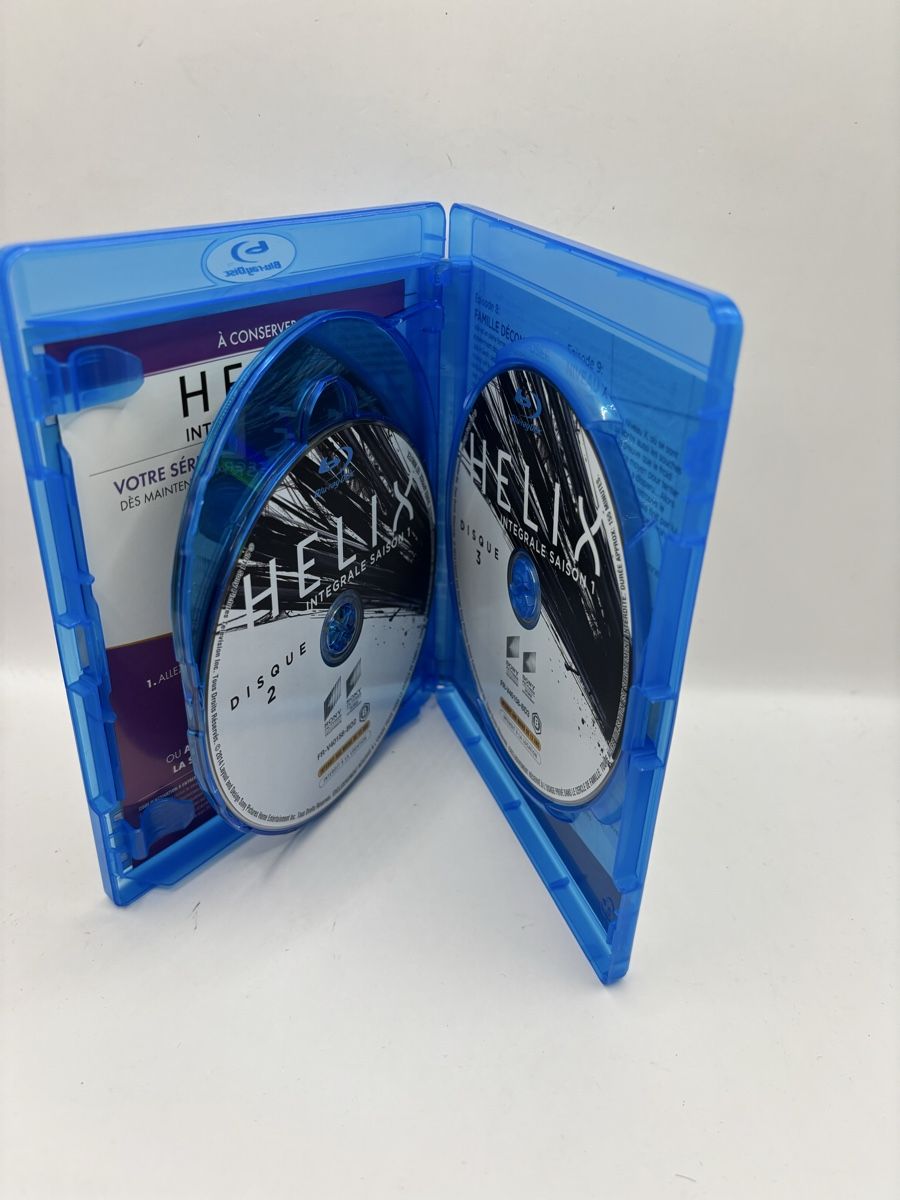 Tous les DVDs: Blu-ray HELIX Saison 1 intégrale + version digitale UV – D'occasion à Genève par sho_67qj 3