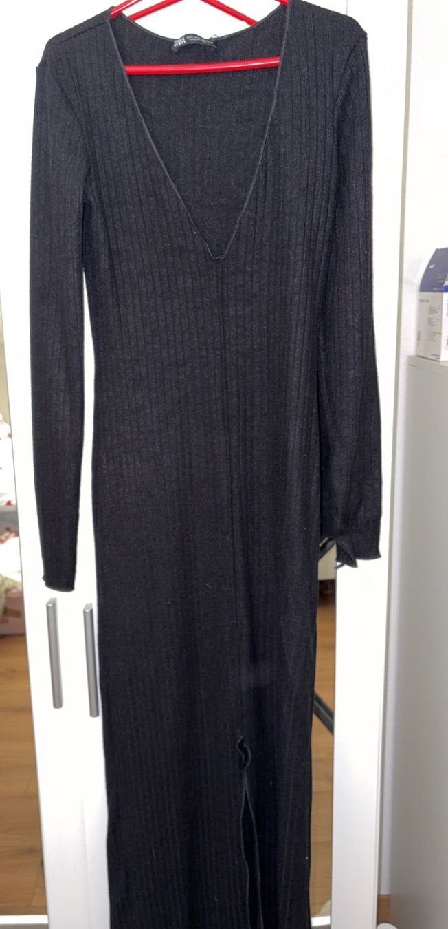 Zara Vestiti: Robe longue noire ZARA taille S – Usato da La Chaux-de-Fonds venduto da cal_2vmd
