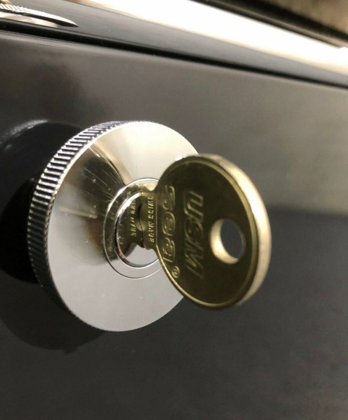 USM Mobili TV: USM Haller Lowboard in Schwarz – Usato da Opfikon venduto da lula21 3