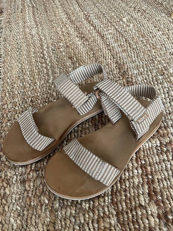 Roxy Damenschuhe: Roxy Sandalen 37/38 – Gebraucht aus Luzern von bse_11x
