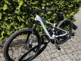 Specialized Stumpjumper Fully, Top Zustand, sofort!