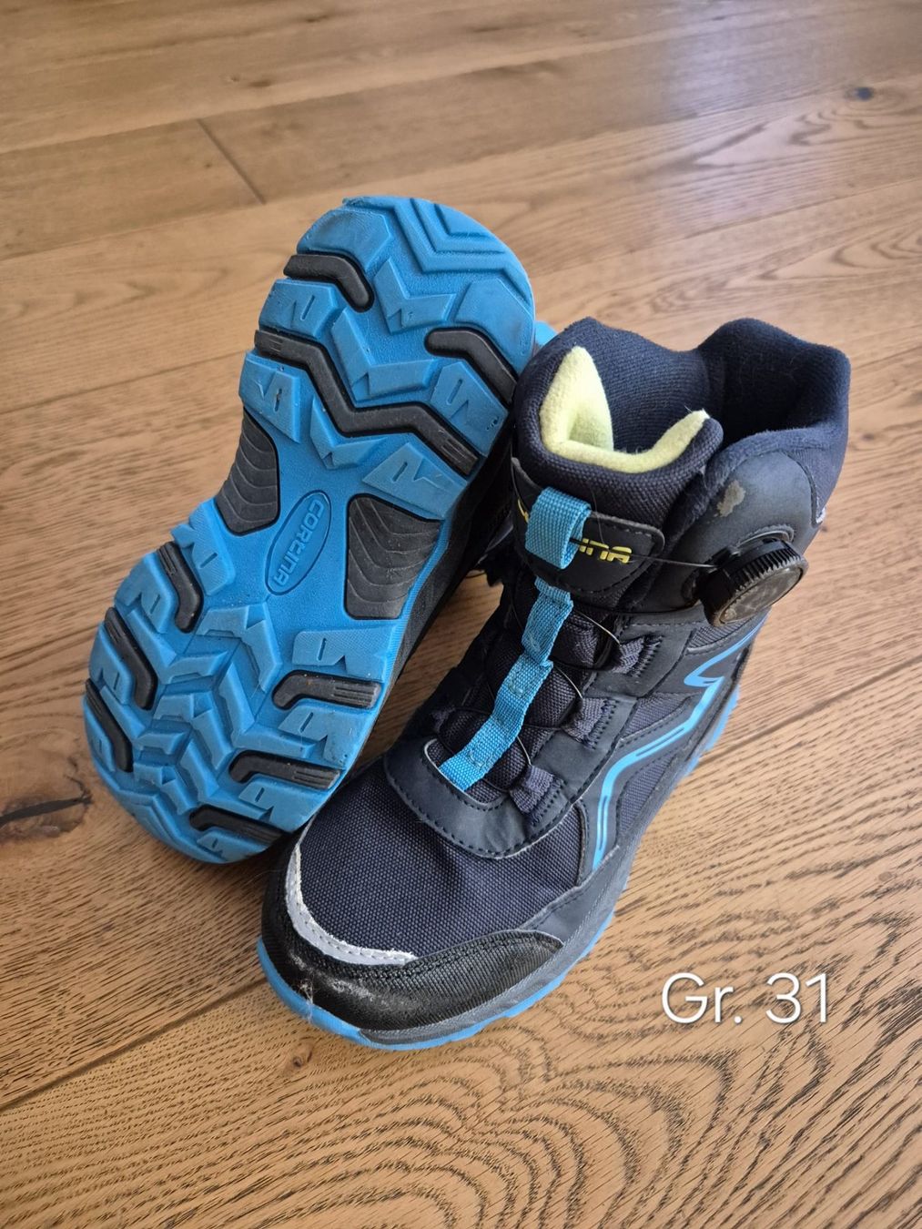 Scarpe per ragazzi: Winterschuhe für Junge – Usato da Filet venduto da tschebedaja