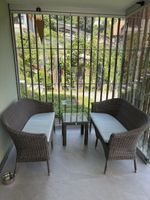 Balkon-/Gartensofas mit Tisch mit Glasplatte