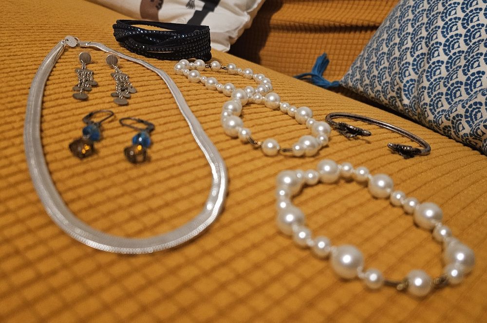 Lot Bijoux Vintage Années 80-90 – 3 Colliers + 2 Bracelets Orientaux Bois