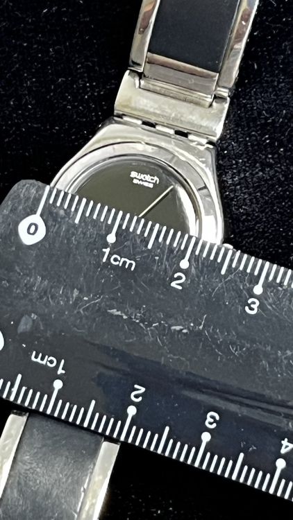 Swatch Montres: Swatch Damenuhr Irony, schwarzes Zifferblatt – D'occasion à Grenchen par chththl 6