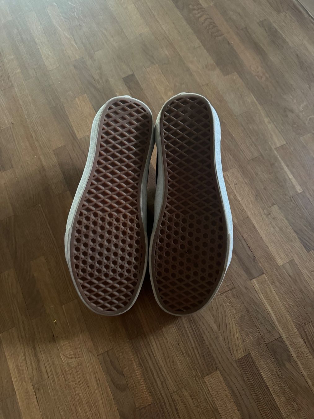 Vans Herrenschuhe: Vans violett Grösse 42.5 – Gebraucht aus Aarau von Gulianora 2
