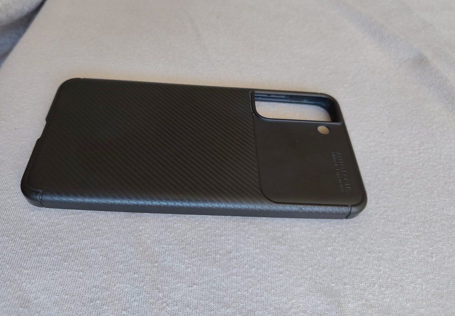 Samsung Cover & Protezioni schermo: Samsung Galaxy S21 FE Hülle - Schwarz – Usato da Fislisbach venduto da ism_gm9z 2