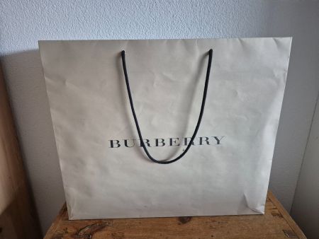 Papiertasche Burberry gross 41 x 47 cm Tüte