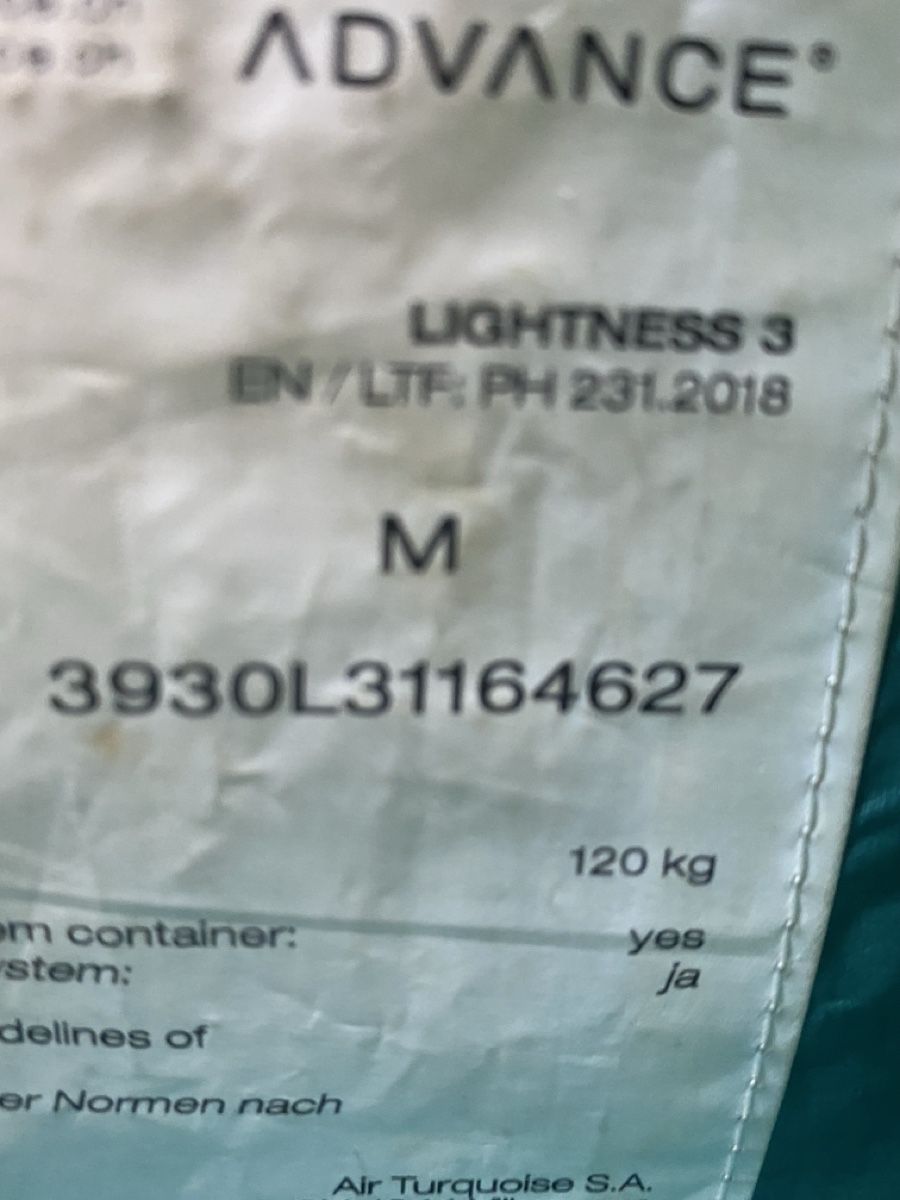 Vol libre: Gurtzeug Lightness 3 M mit Notschirm  – D'occasion à Thun par Delite01 3