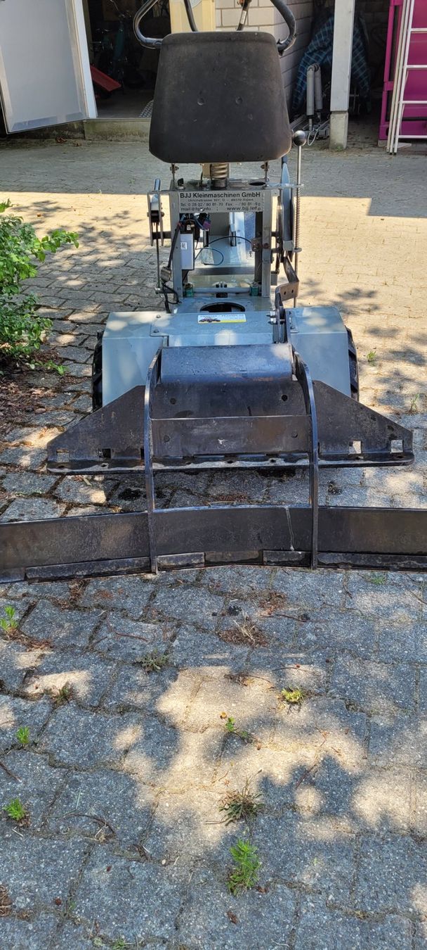 Tutte le macchine: BJJ Hufschlagräumer       C - Trike – Difettoso da Hirschthal venduto da baltimore5 2
