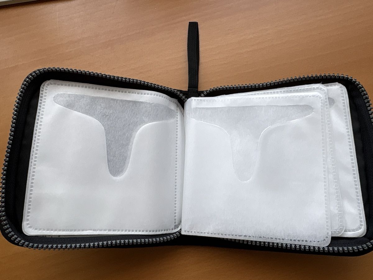 Altro in  Abbigliamento & Accessori: CD Etui neu nie gebraucht  – Nuovo (secondo la descrizione) da Grenchen venduto da nethy