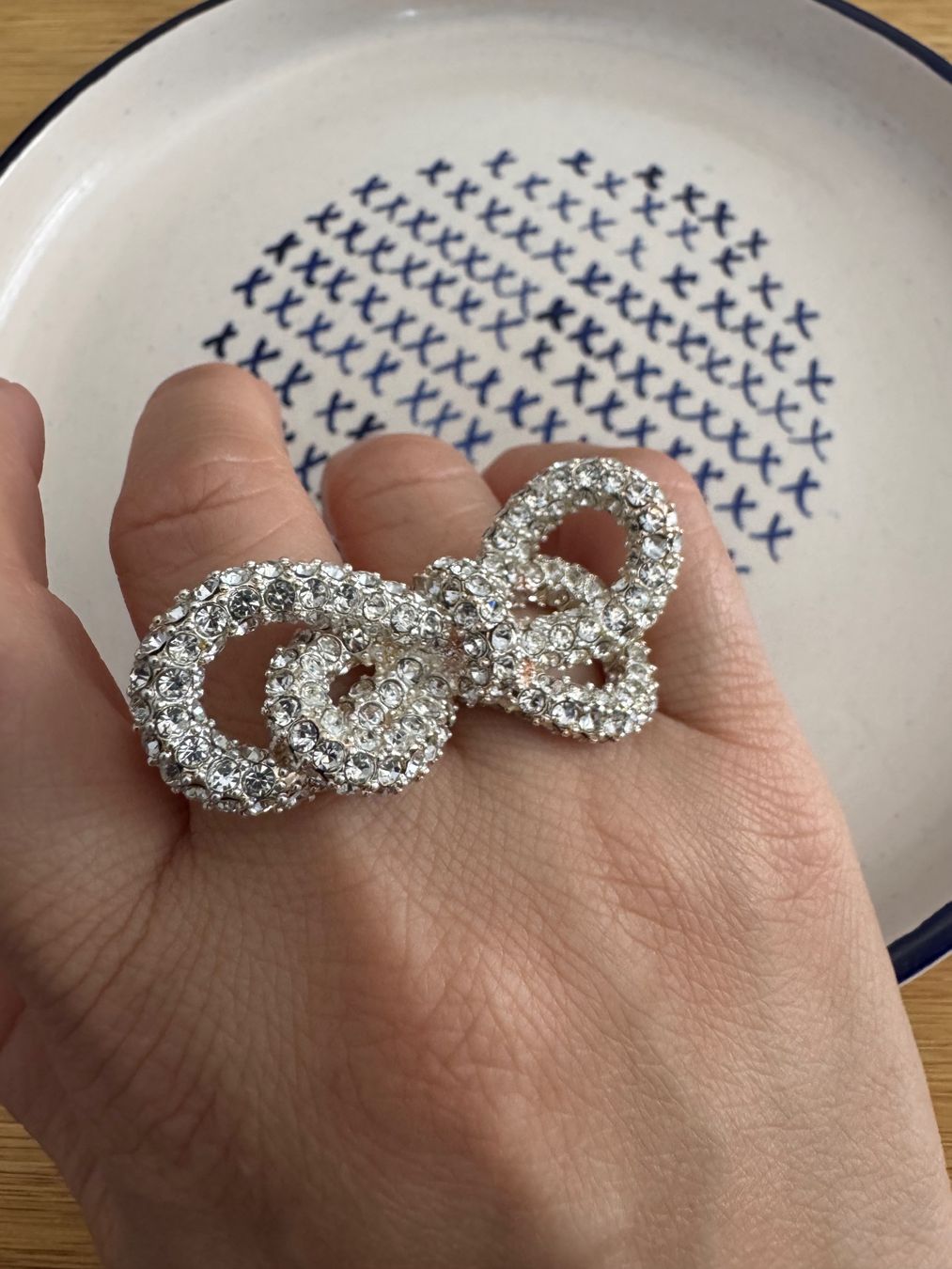 Ringe: New statement rhinestone bow two finger ring – Neu (gemäss Beschreibung) aus Zürich von kri_zhv2 2