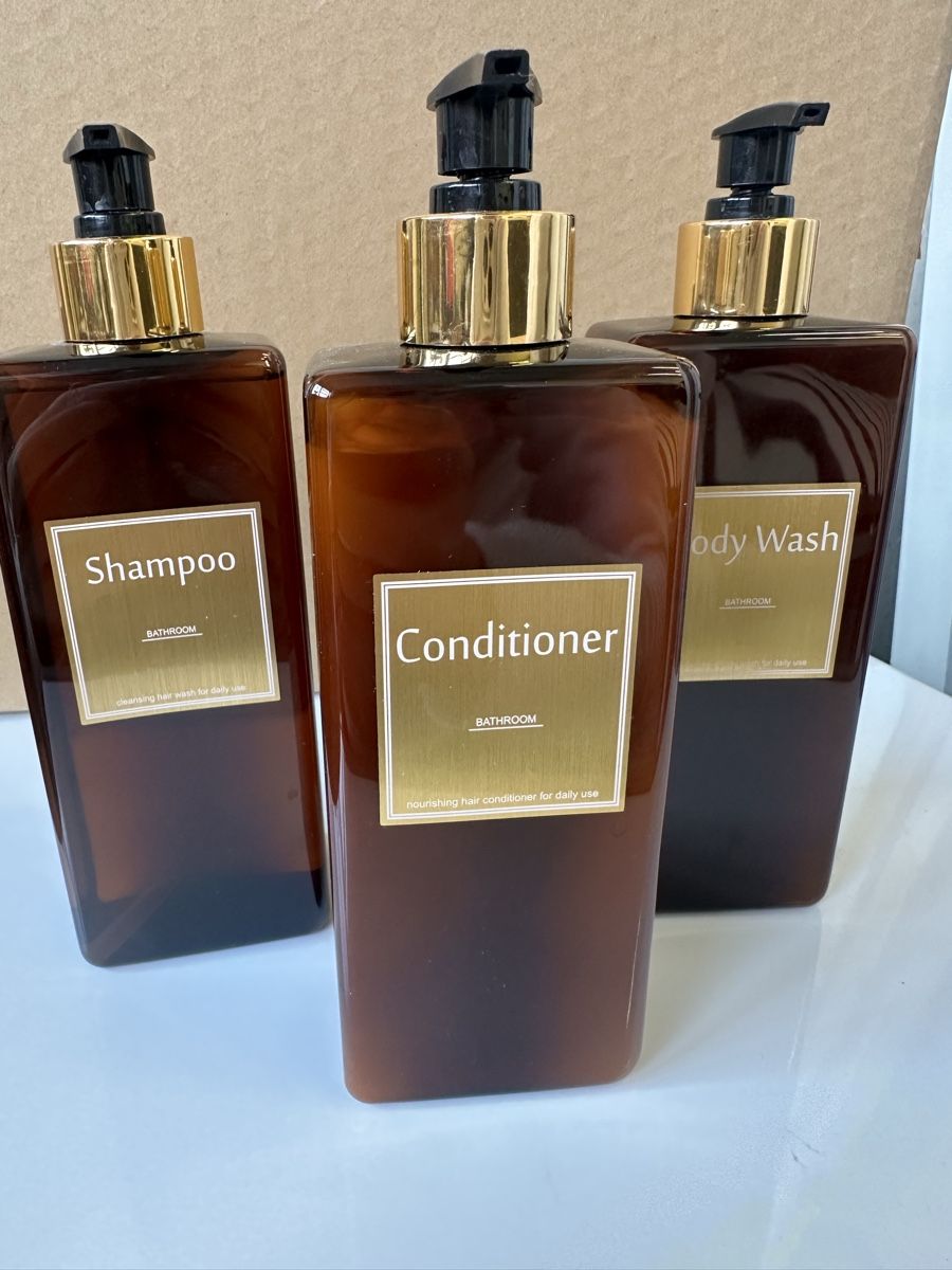 Prodotti per capelli: Duschseifenspender-Set – Nuovo (secondo la descrizione) da Sevelen venduto da Stopglobal.