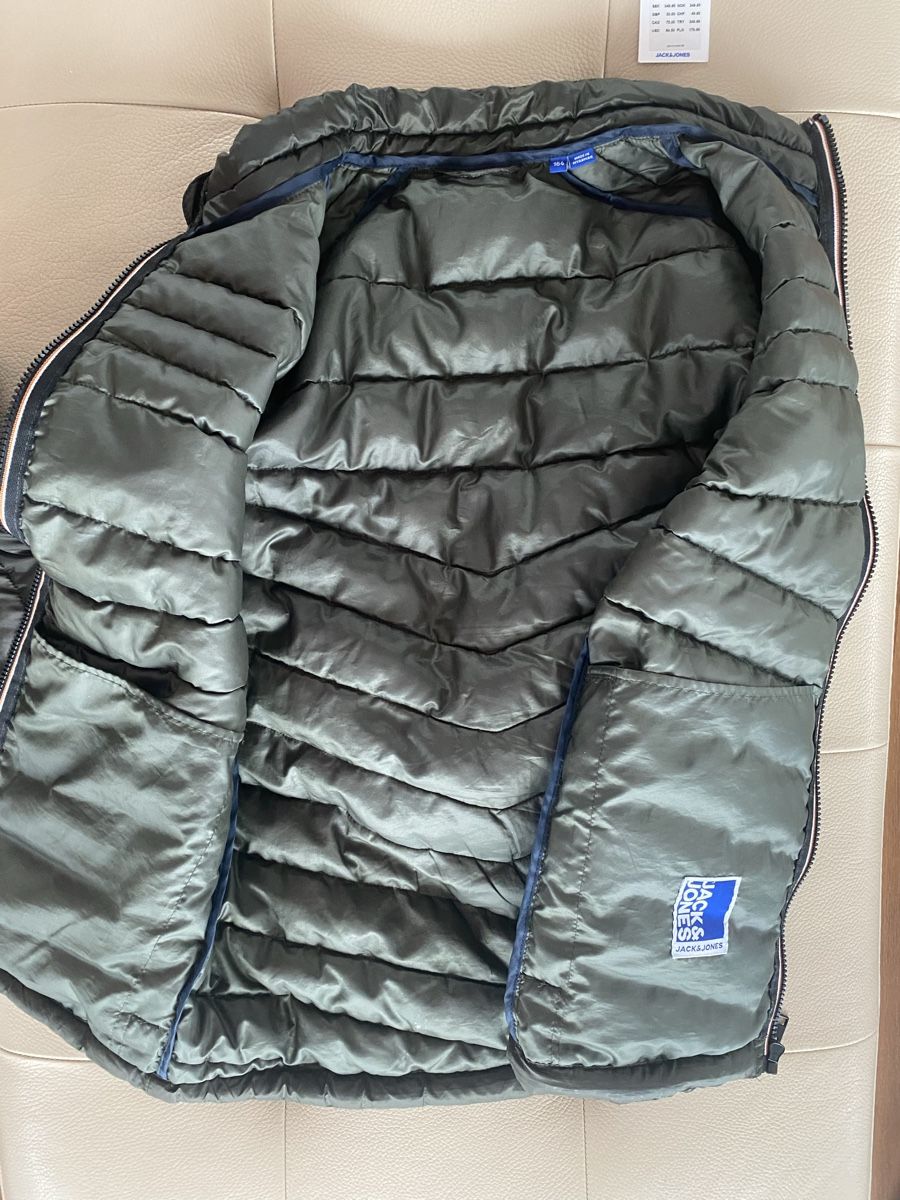 Jack & Jones Giacche & Cappotti: Jack & Jones Steppjacke grün Gr. 164 / 14y – Nuovo (secondo la descrizione) da Meggen venduto da 6003Luzern 3
