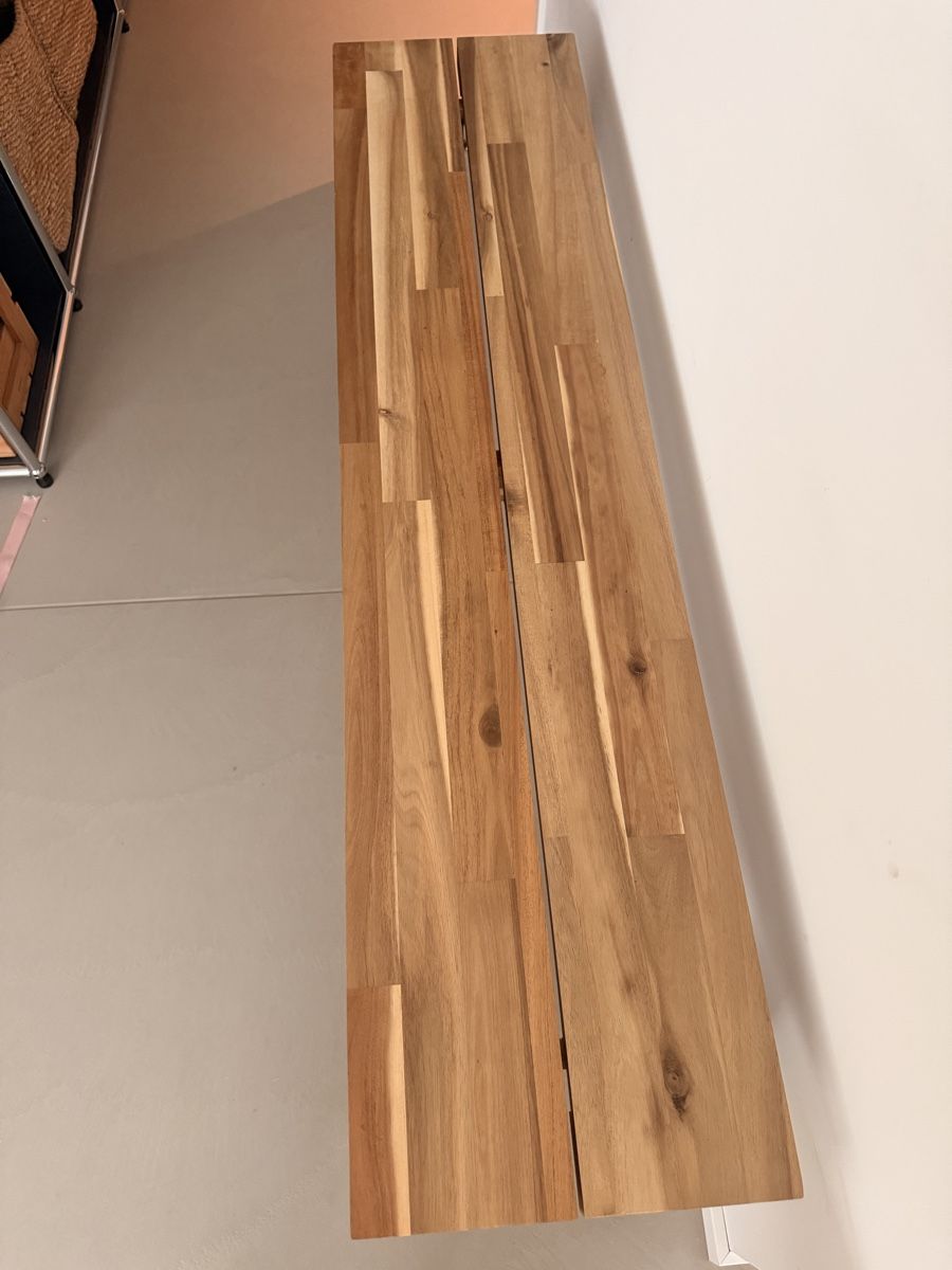 Bancs: Solid Wood Benches x 2 (IKEA SKOGSTA) – D'occasion à Rüschlikon par JessicaB88 2