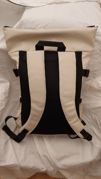 Zara Zaini: Zara Rucksack wasserabweisend in crème – Usato da Glattpark (Opfikon) venduto da Sterling.Shamrock 1