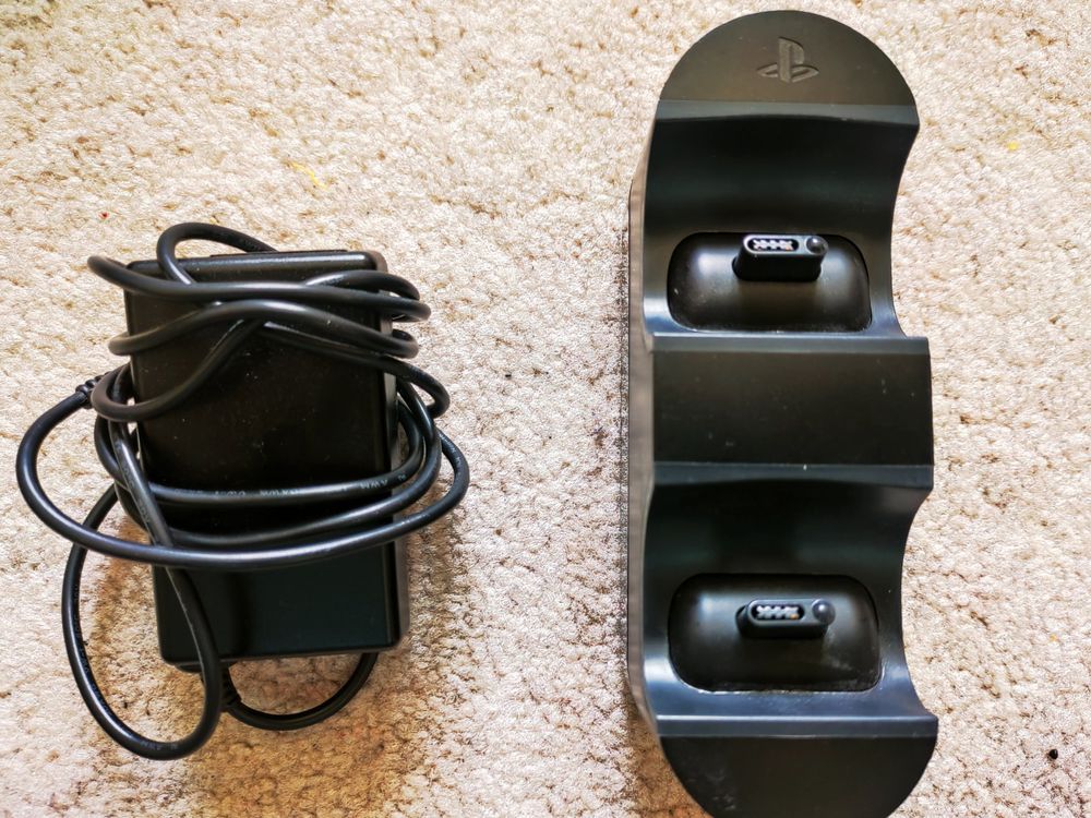 Sony PS4 Ladestation Dualshock 4 Controller Kaufen auf Ricardo