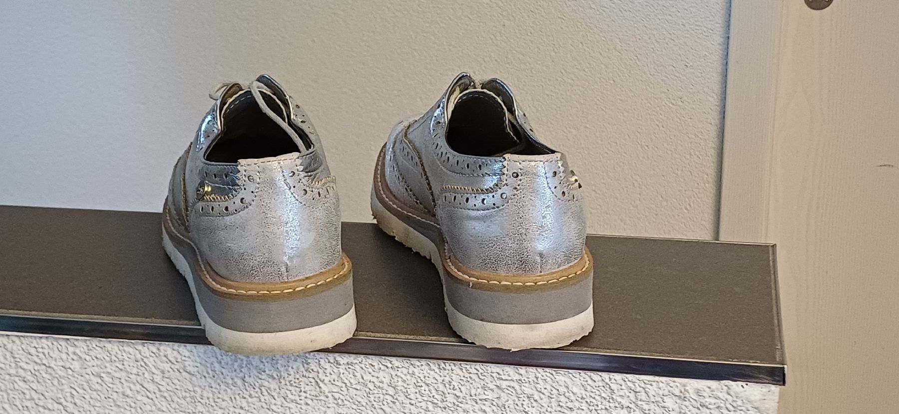 Scarpe da donna: Damenschuh – Usato da Tennwil venduto da juupydu 1