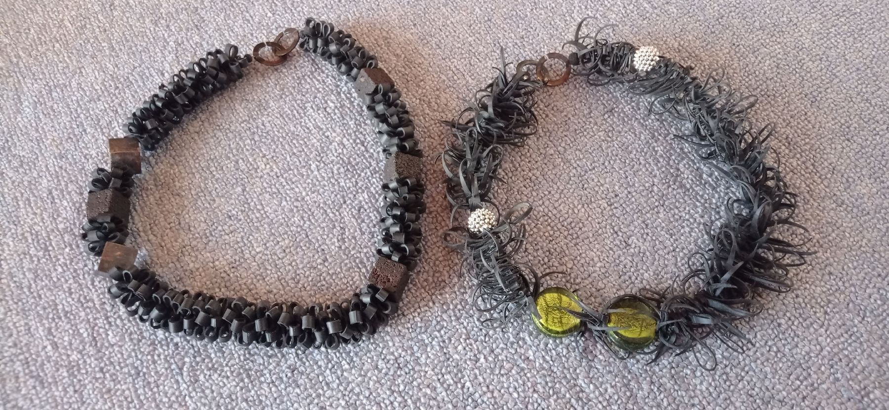 Ketten: 2 Modeschmuck- Halsketten – Gebraucht aus Maienfeld von Alpenblume12