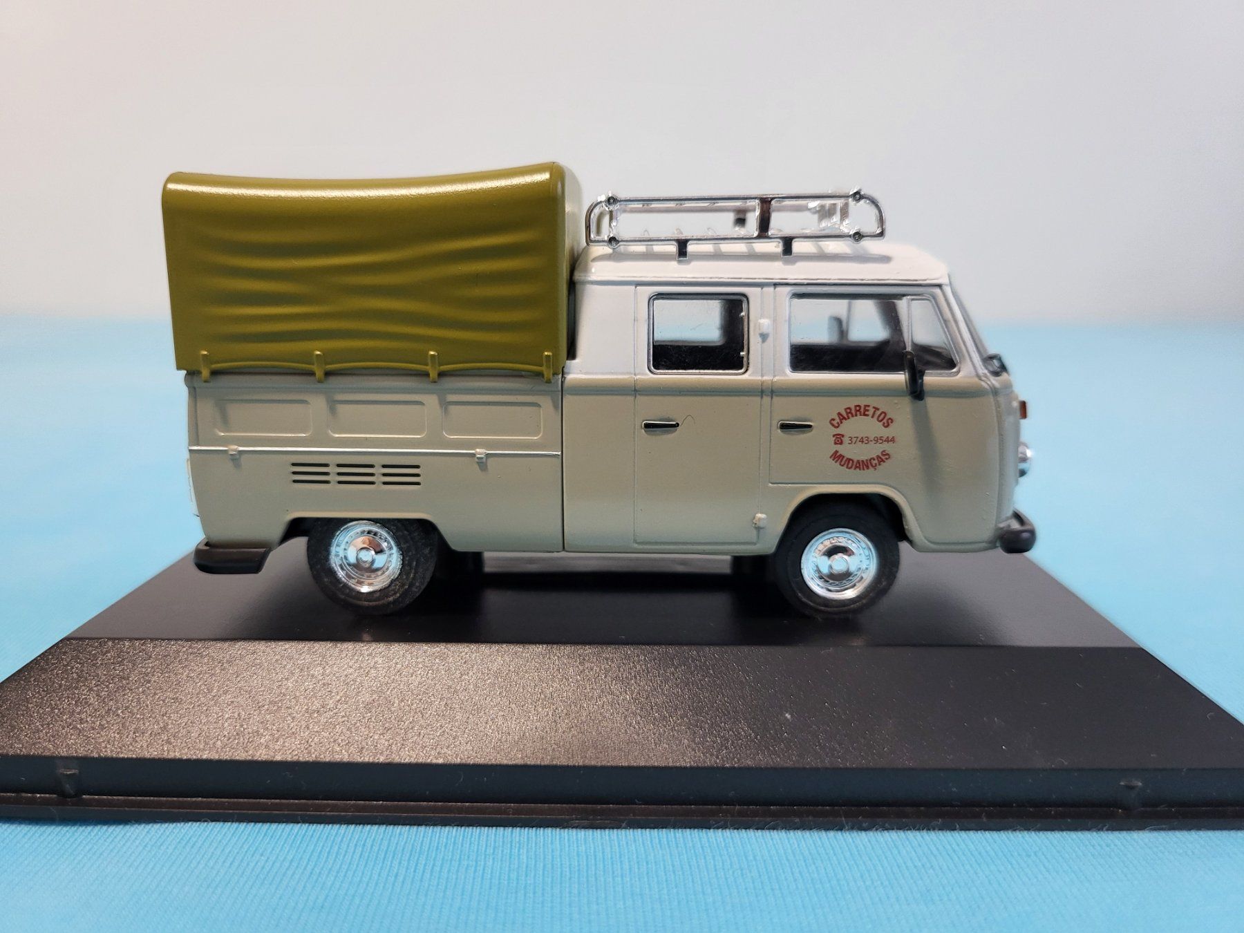 Volkswagen Modellautos: VW T2 Doppelkabine – Neu (gemäss Beschreibung) aus Glattbrugg von PhilKrill 2
