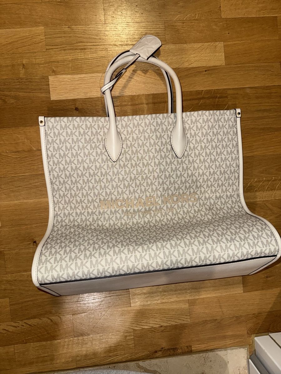 Michael Kors Borse da donna: Michael Kors Tasche – Nuovo (secondo la descrizione) da Zürich venduto da M_Huber1