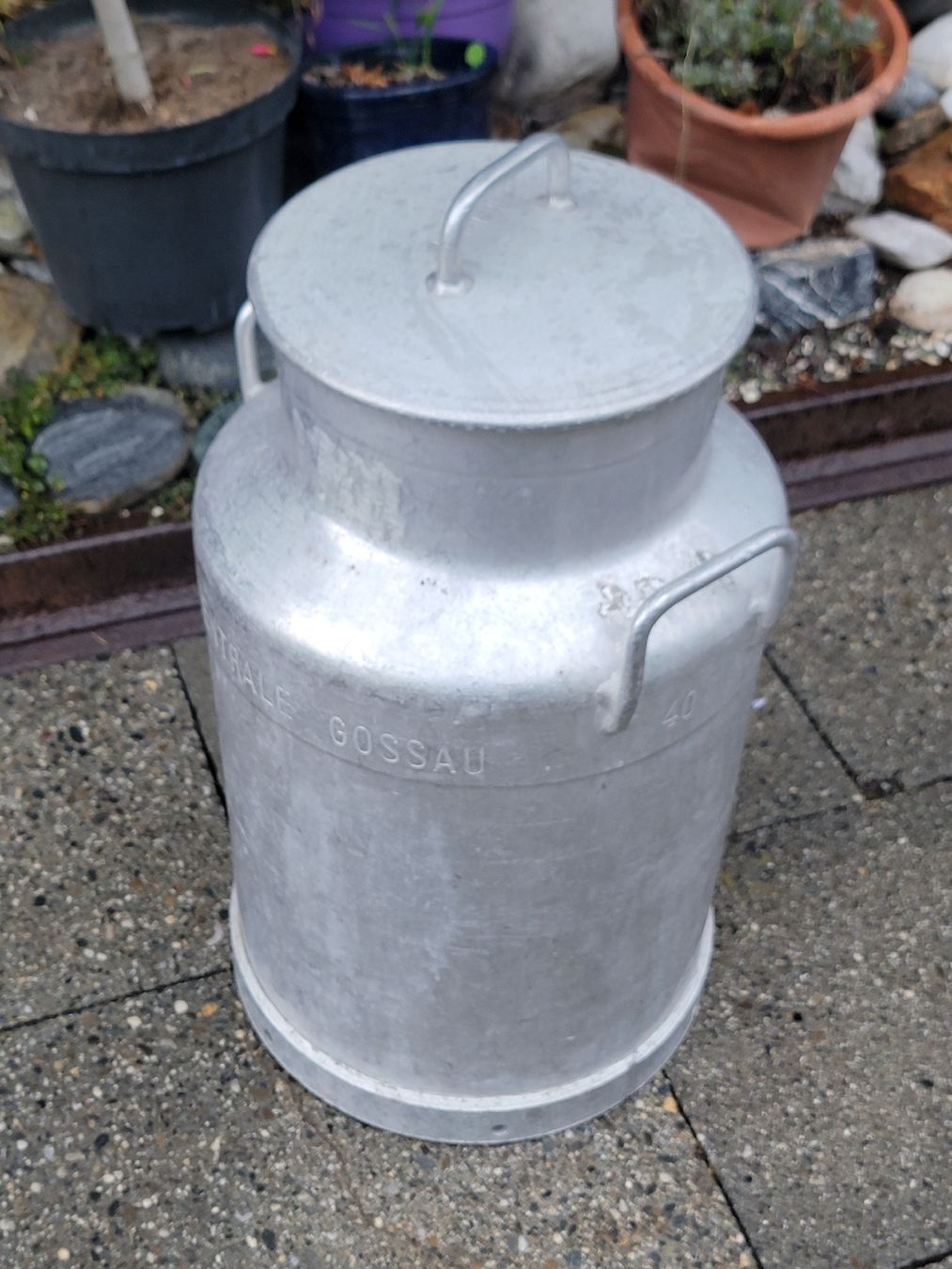 Autres articles pour la maison: Milchkübel 40 Liter – D'occasion à Sils im Domleschg par platin01 6