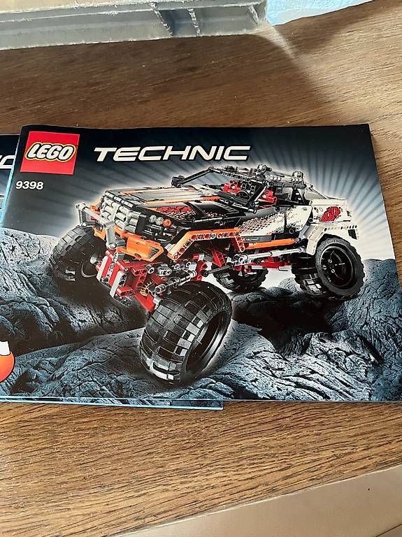 Lego Baukästen: Technic 4x4 Offroader 9398 – Gebraucht aus Olten von Einwegparadies 1