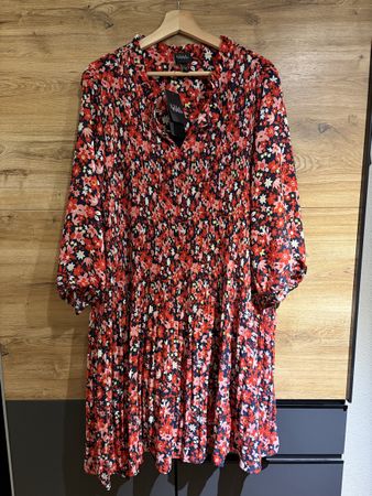 neues Blumenkleid von Ulla Poken