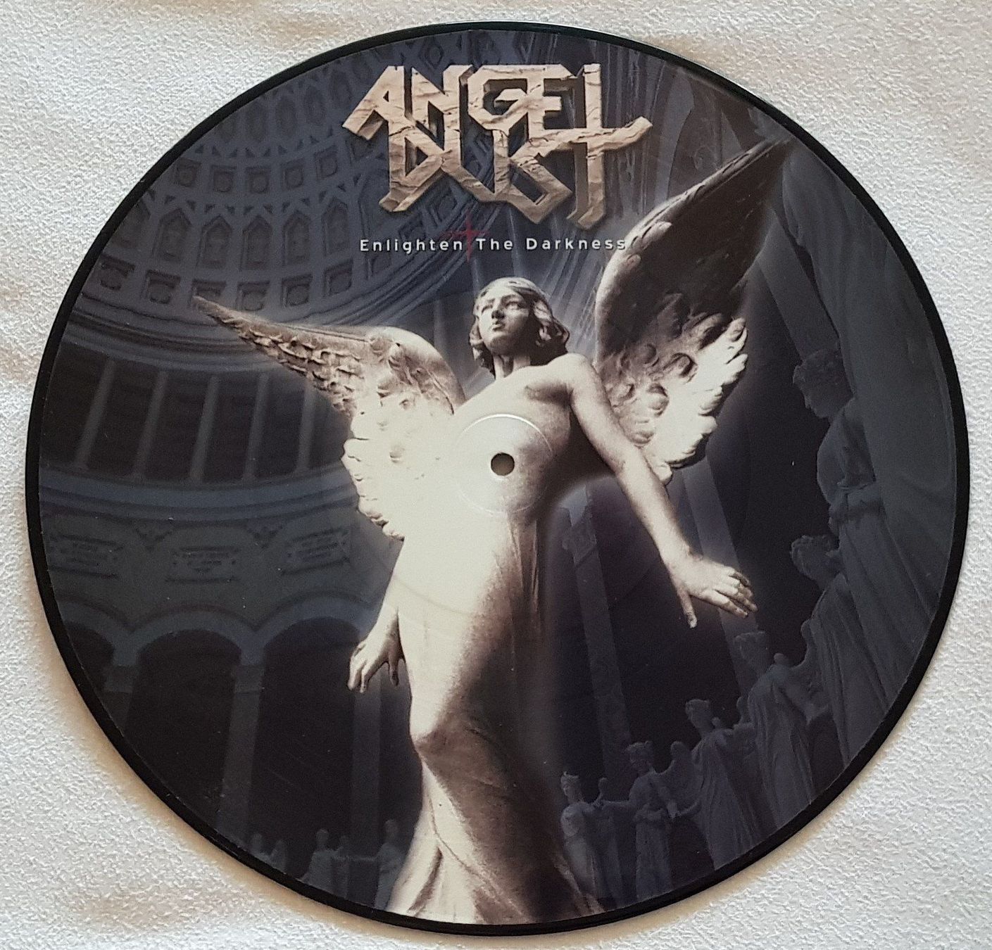 Dischi in vinile: Angel Dust - Enlighten The Darkness - 2000 - First Press – Nuovo (secondo la descrizione) da Uster venduto da Zardodel
