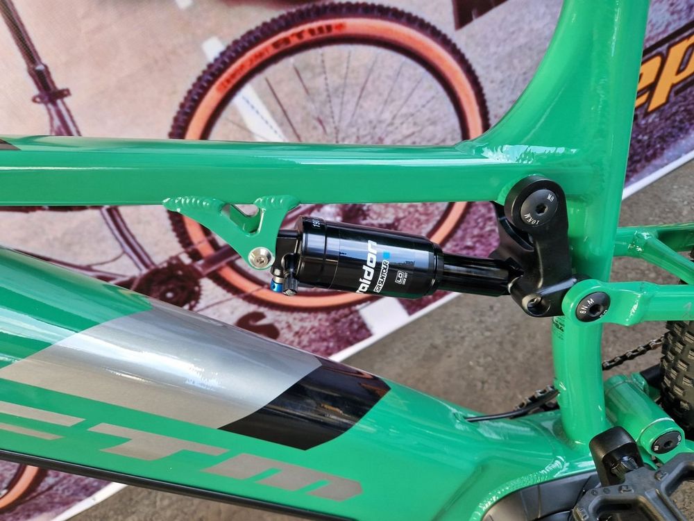 Torpado bici elettrica a pedalata assistita Chronos T950 Nero