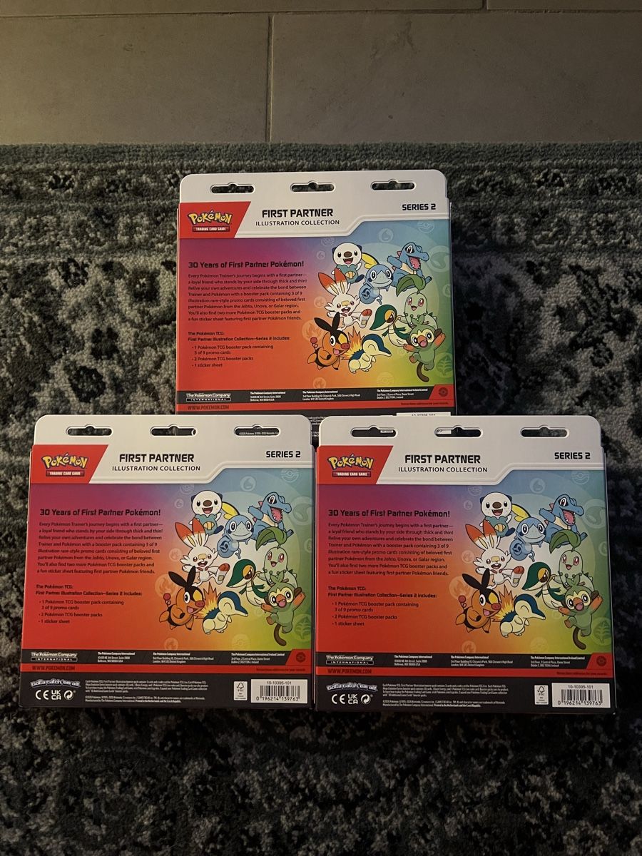 Pokémon Carte collezionabili: 3x Pokemon First Partner Illustration Collection Series 2 – Nuovo e nell'imballaggio originale da Villmergen venduto da claudy00 1
