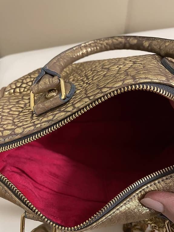 Borse da donna: Gold Leder Handtasche  – Usato da stgallen venduto da vino62 4
