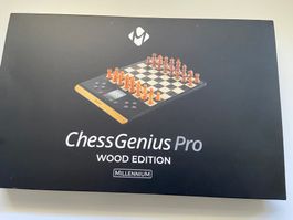 Schachcomputer Chess Genius Pro Wood ( Neuwertig ) inkl. OVP