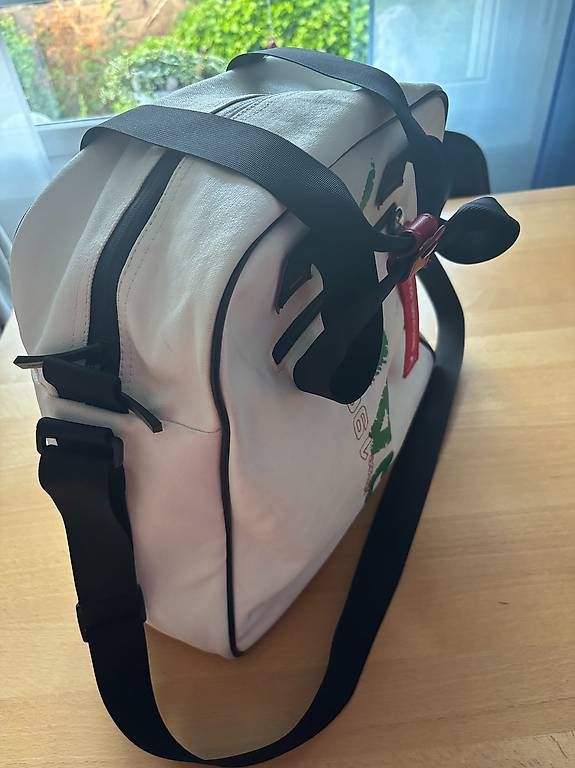 Sacs: Easy Pack Tasche – D'occasion à Frauenkappelen par Rolerik 4
