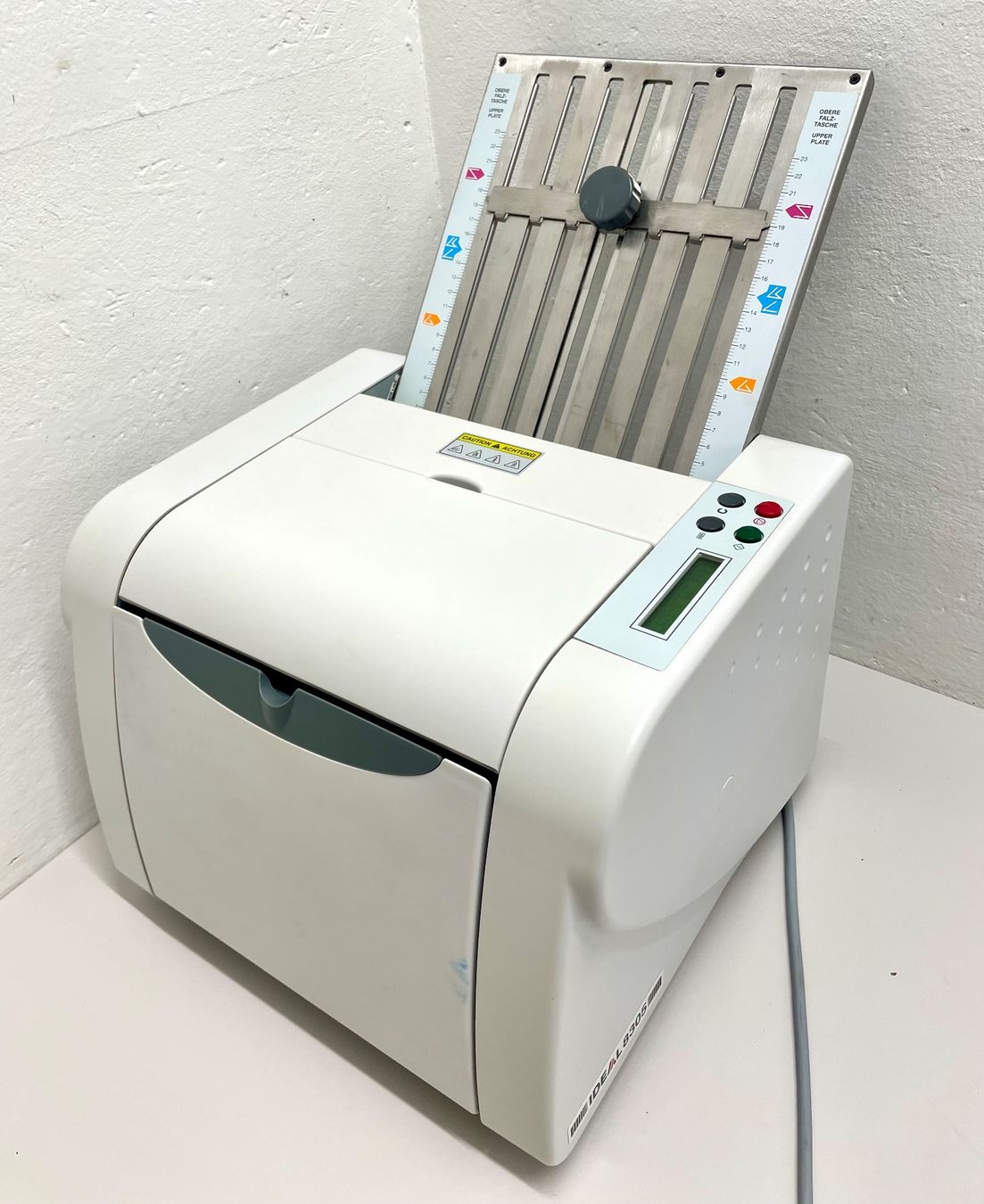 Alle Maschinen: ideal 8305 Papierfalz Maschine – Gebraucht aus Niederdorf von LeptonAG