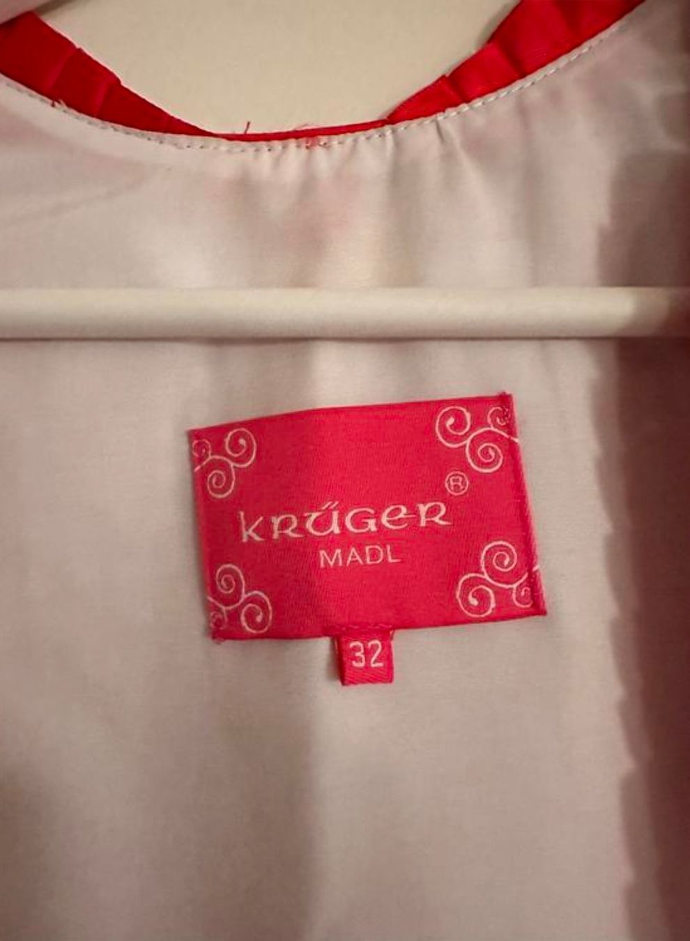 Krüger Vestiti: Dirndl von Krüger mit Bluse – Nuovo (secondo la descrizione) da Grüningen venduto da selinasearching 2