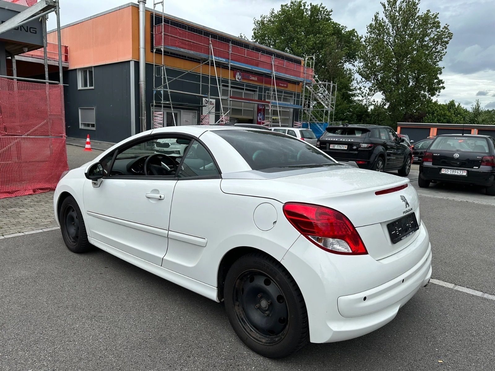 Peugeot Autos: Peugeot 207 CC 1.6 Turbo – Gebraucht aus Aarwangen von  6